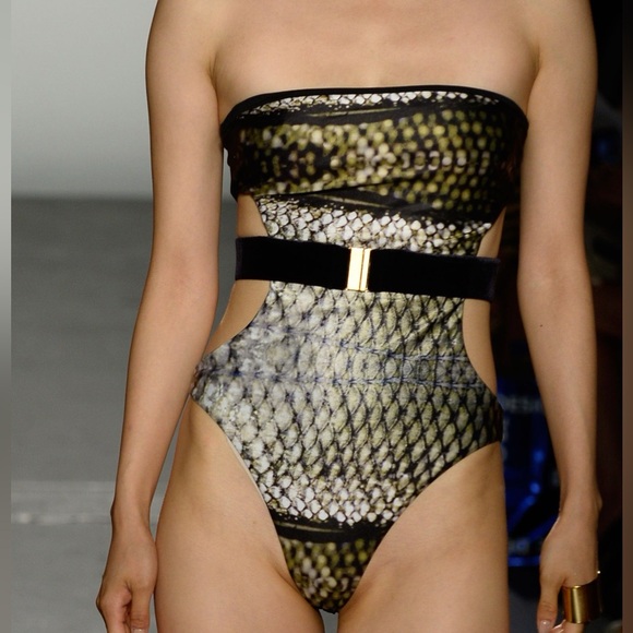 Vixen Claudia Cut-Out Swimsuit - Picture 6 of 7